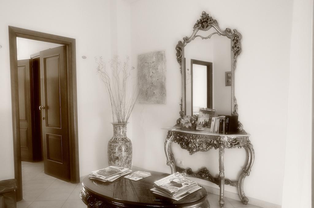 Albergo La Perla Cagliari Ngoại thất bức ảnh